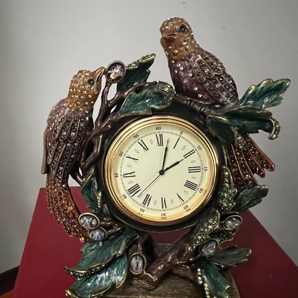Authentic Jay Strongwater table clock in excellent condition